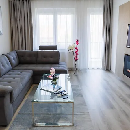 Central Residence Апартаменты