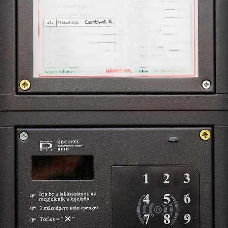 Central Residence Apartament *