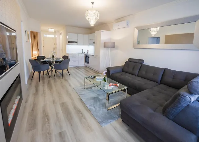 Central Residence *